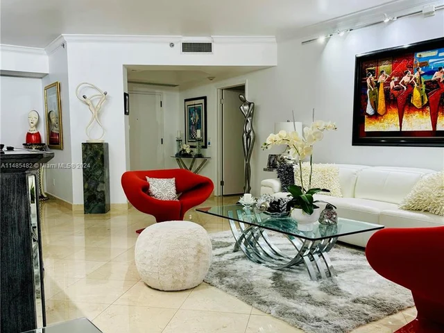 2000 Island BLVD Island Blvd # 305, Aventura FL 33160