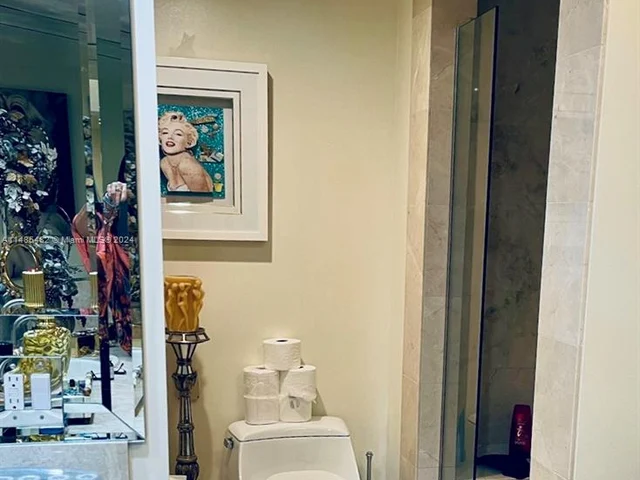 2000 Island BLVD Island Blvd # 305, Aventura FL 33160