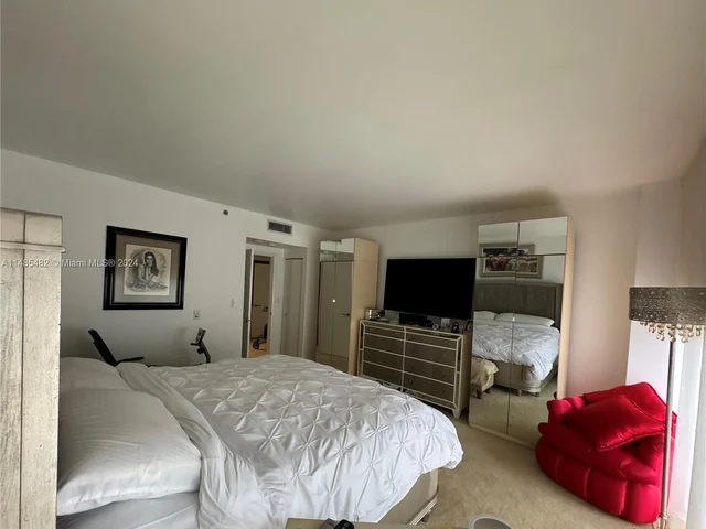 2000 Island BLVD Island Blvd # 305, Aventura FL 33160