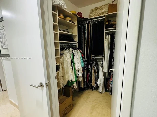 2000 Island BLVD Island Blvd # 305, Aventura FL 33160