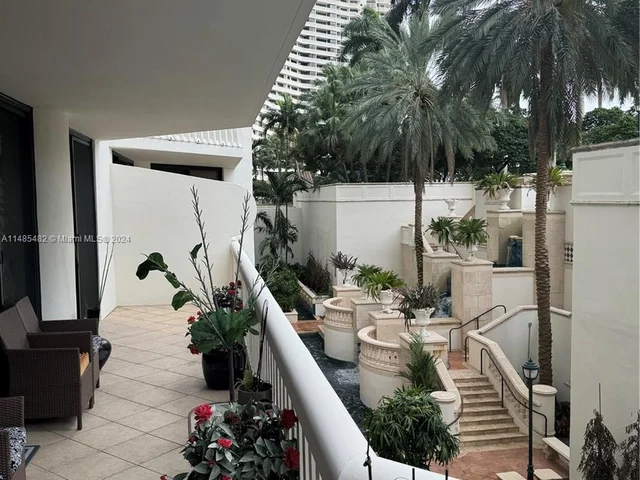 2000 Island BLVD Island Blvd # 305, Aventura FL 33160