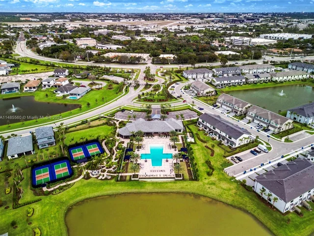 4492 Tacoma Park Dr # 4492, Oakland Park FL 33309