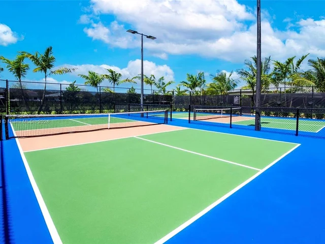 4492 Tacoma Park Dr # 4492, Oakland Park FL 33309