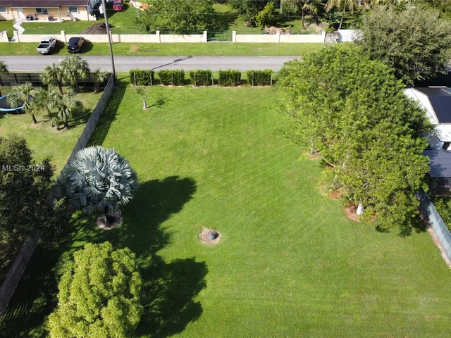 17951 SW 175 Street, Miami FL 33187