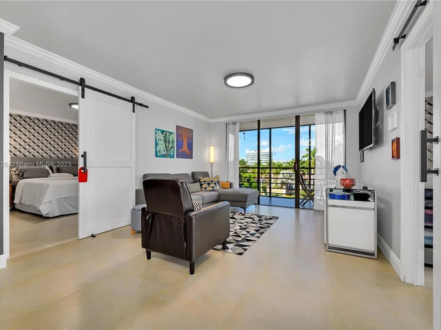 20500 W Country Club Dr # 501, Aventura FL 33180