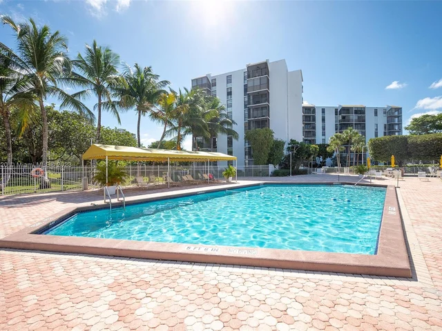 20500 W Country Club Dr # 501, Aventura FL 33180