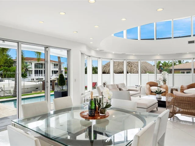 3344 NE 167th St, North Miami Beach FL 33160