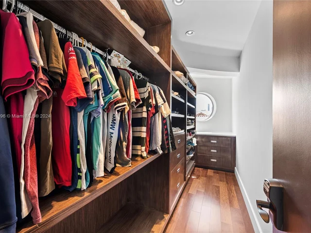 3344 NE 167th St, North Miami Beach FL 33160