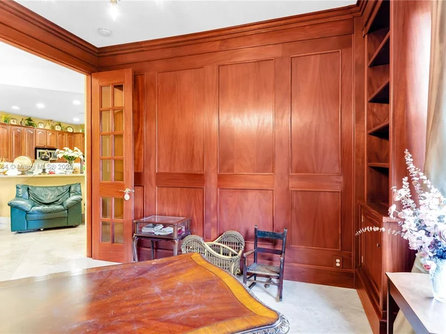 5041 Lakewood Dr, Cooper City FL 33330