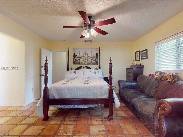 12901 SW 99th Ave, Miami FL 33176