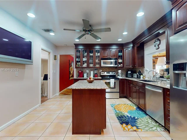 12901 SW 99th Ave, Miami FL 33176