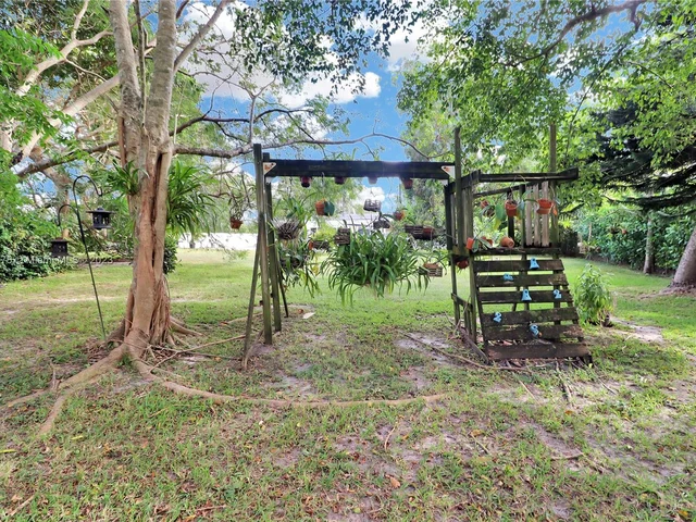 12901 SW 99th Ave, Miami FL 33176