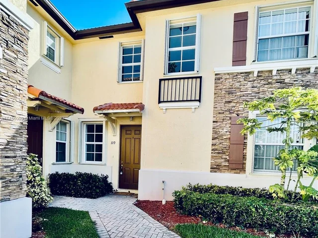 1570 NE 33rd Rd # 11, Homestead FL 33033