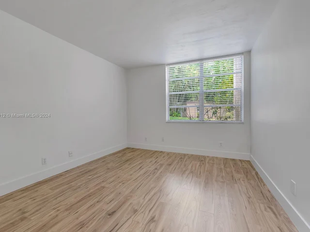 9410 Live Oak Pl # 105, Davie FL 33324