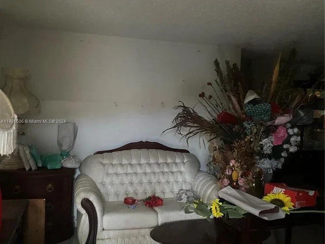 2330 NW 179th Ter, Miami Gardens FL 33056