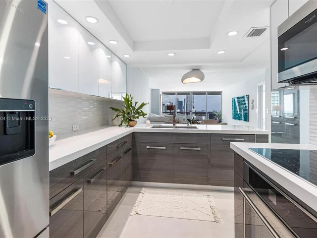 1717 N Bayshore Dr # 2637, Miami FL 33132