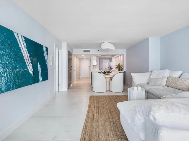 1717 N Bayshore Dr # 2637, Miami FL 33132