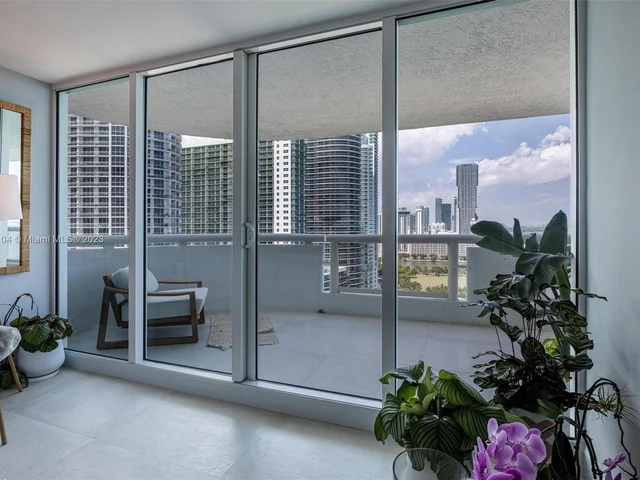 1717 N Bayshore Dr # 2637, Miami FL 33132