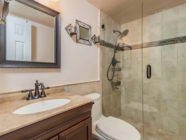 4751 NW 21st St # 400, Lauderhill FL 33313