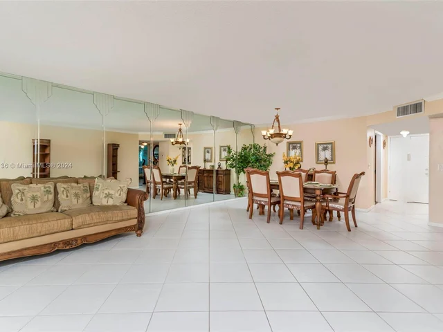 4751 NW 21st St # 400, Lauderhill FL 33313