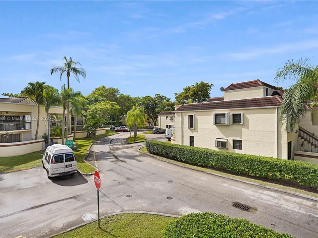 12944 SW 88th Ter # 201, Miami FL 33186