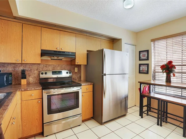 12944 SW 88th Ter # 201, Miami FL 33186