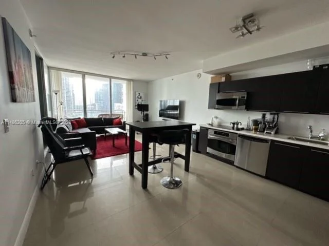 90 SW 3rd St # 2512, Miami FL 33130