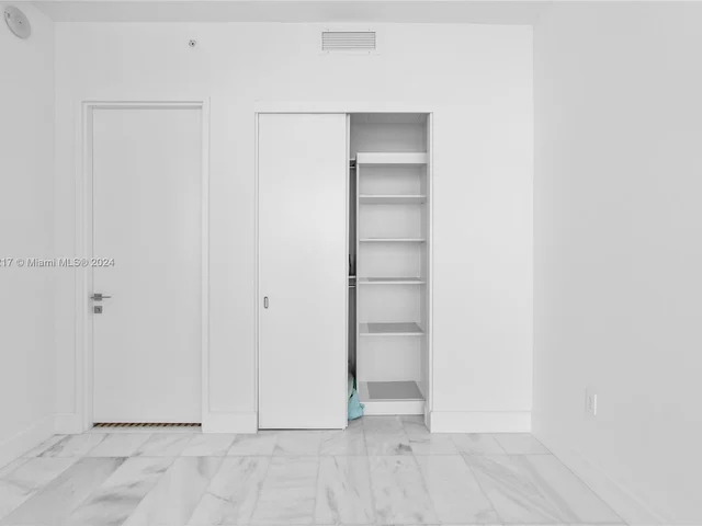 700 NE 26th Terrace # 5606, Miami FL 33137