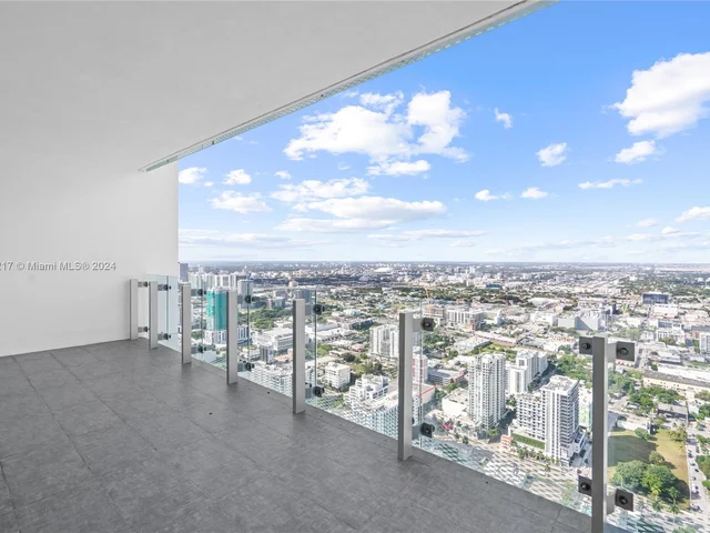 700 NE 26th Terrace # 5606, Miami FL 33137