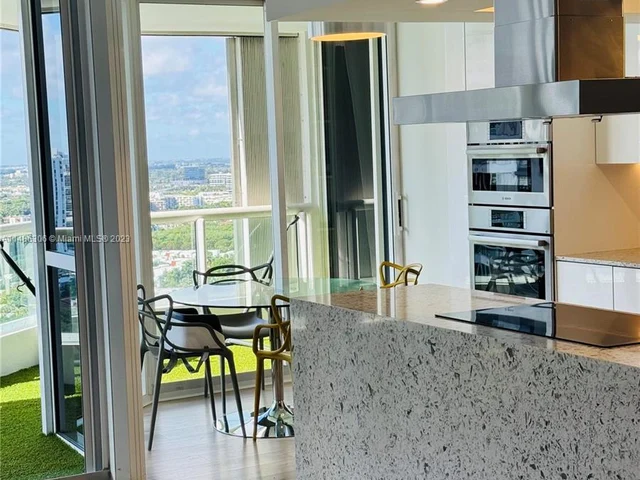 21205 Yacht Club Dr # 2703, Aventura FL 33180