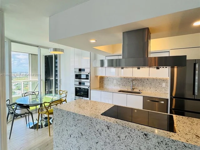 21205 Yacht Club Dr # 2703, Aventura FL 33180