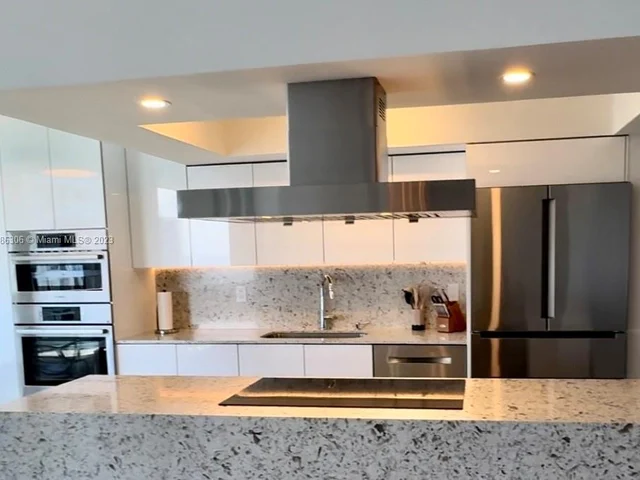 21205 Yacht Club Dr # 2703, Aventura FL 33180