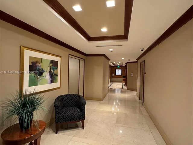 21205 Yacht Club Dr # 2703, Aventura FL 33180