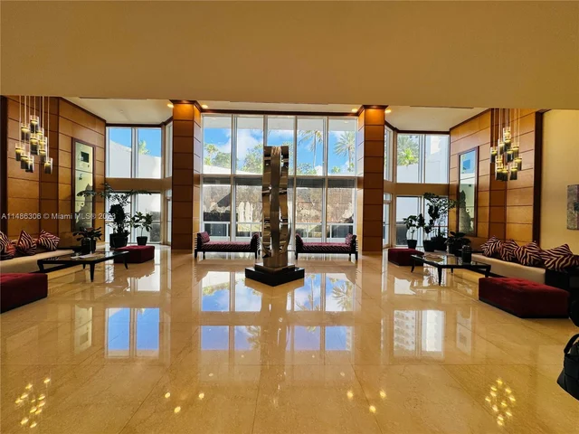 21205 Yacht Club Dr # 2703, Aventura FL 33180