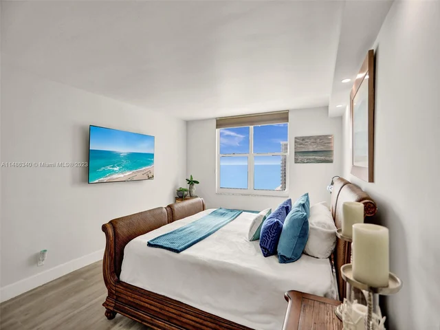 2501 S Ocean Dr # 1211, Hollywood FL 33019