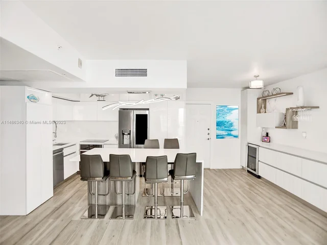 2501 S Ocean Dr # 1211, Hollywood FL 33019