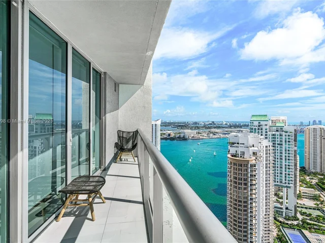 475 Brickell Ave # 4407, Miami FL 33131
