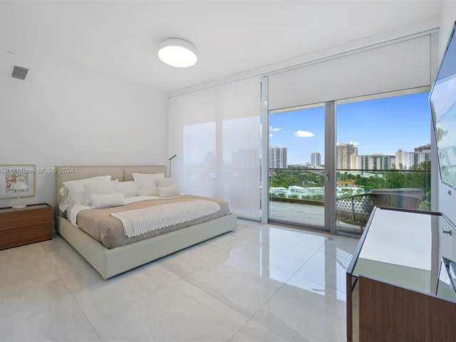 18975 Collins Ave # 605, Sunny Isles Beach FL 33160