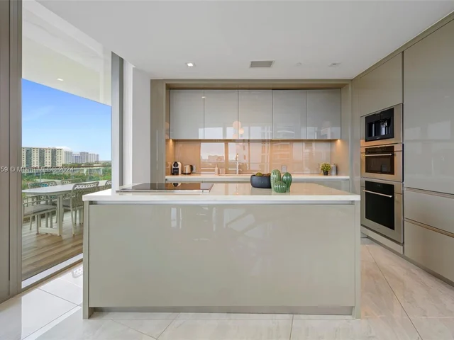 18975 Collins Ave # 605, Sunny Isles Beach FL 33160