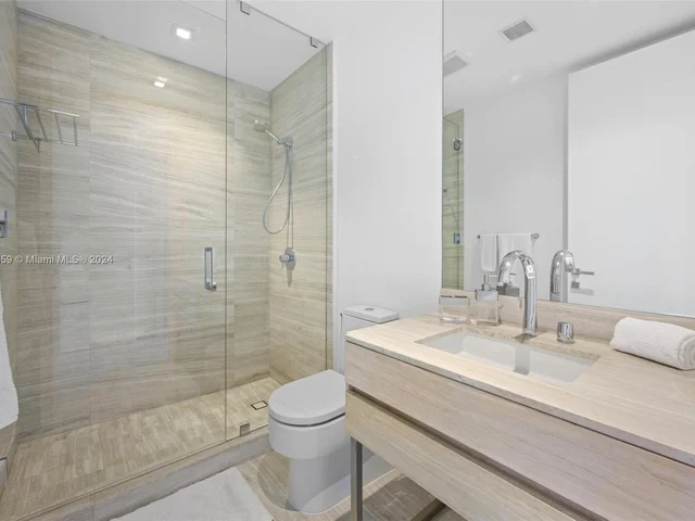 18975 Collins Ave # 605, Sunny Isles Beach FL 33160