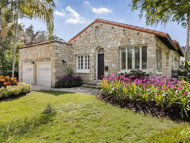 3903 Granada Blvd, Coral Gables FL 33134