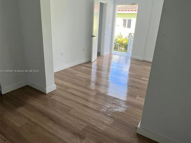 926 79th Ter # 2, Miami Beach FL 33141