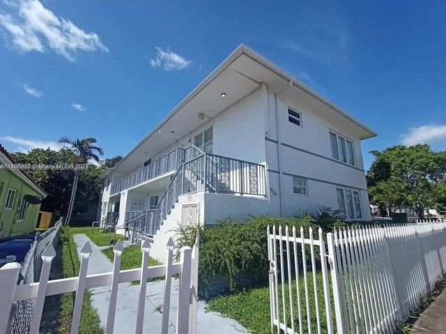 926 79th Ter # 2, Miami Beach FL 33141