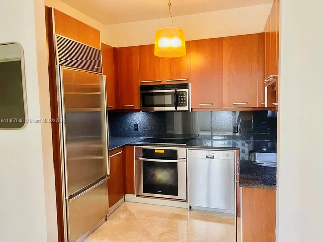 901 Brickell Key Blvd # 501, Miami FL 33131