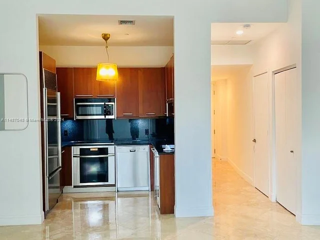 901 Brickell Key Blvd # 501, Miami FL 33131