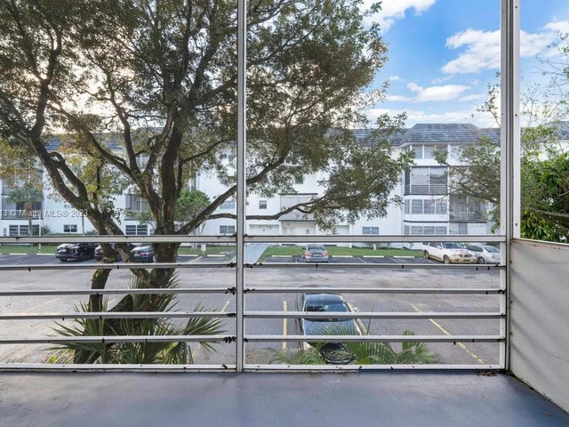 2061 NW 47th Ter # 212, Lauderhill FL 33313