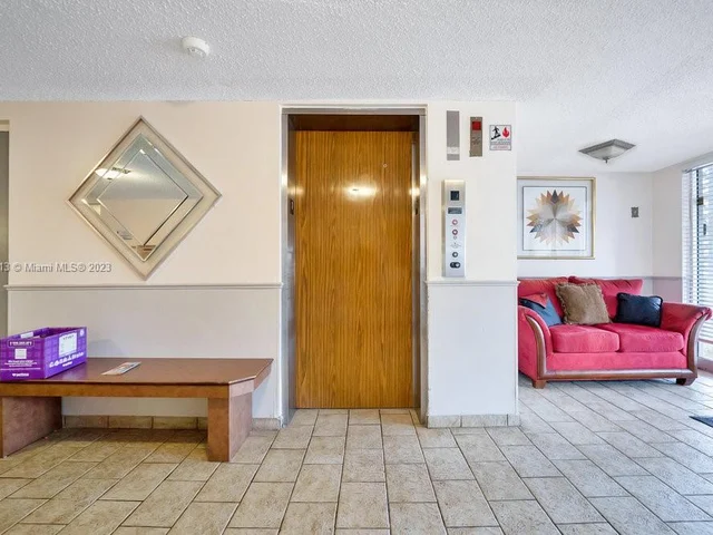 2061 NW 47th Ter # 212, Lauderhill FL 33313