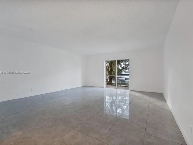 2061 NW 47th Ter # 212, Lauderhill FL 33313