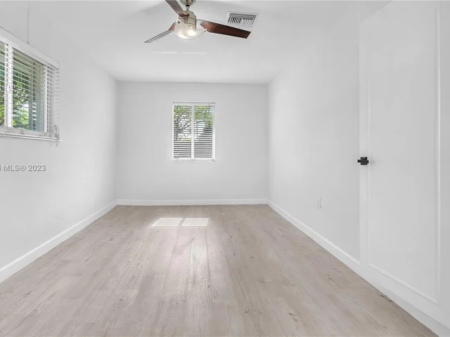 15930 SW 90th Ave, Palmetto Bay FL 33157