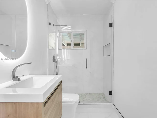 15930 SW 90th Ave, Palmetto Bay FL 33157